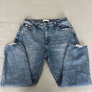 Abercrombie Curve Love “The Mom High Rise” Jean